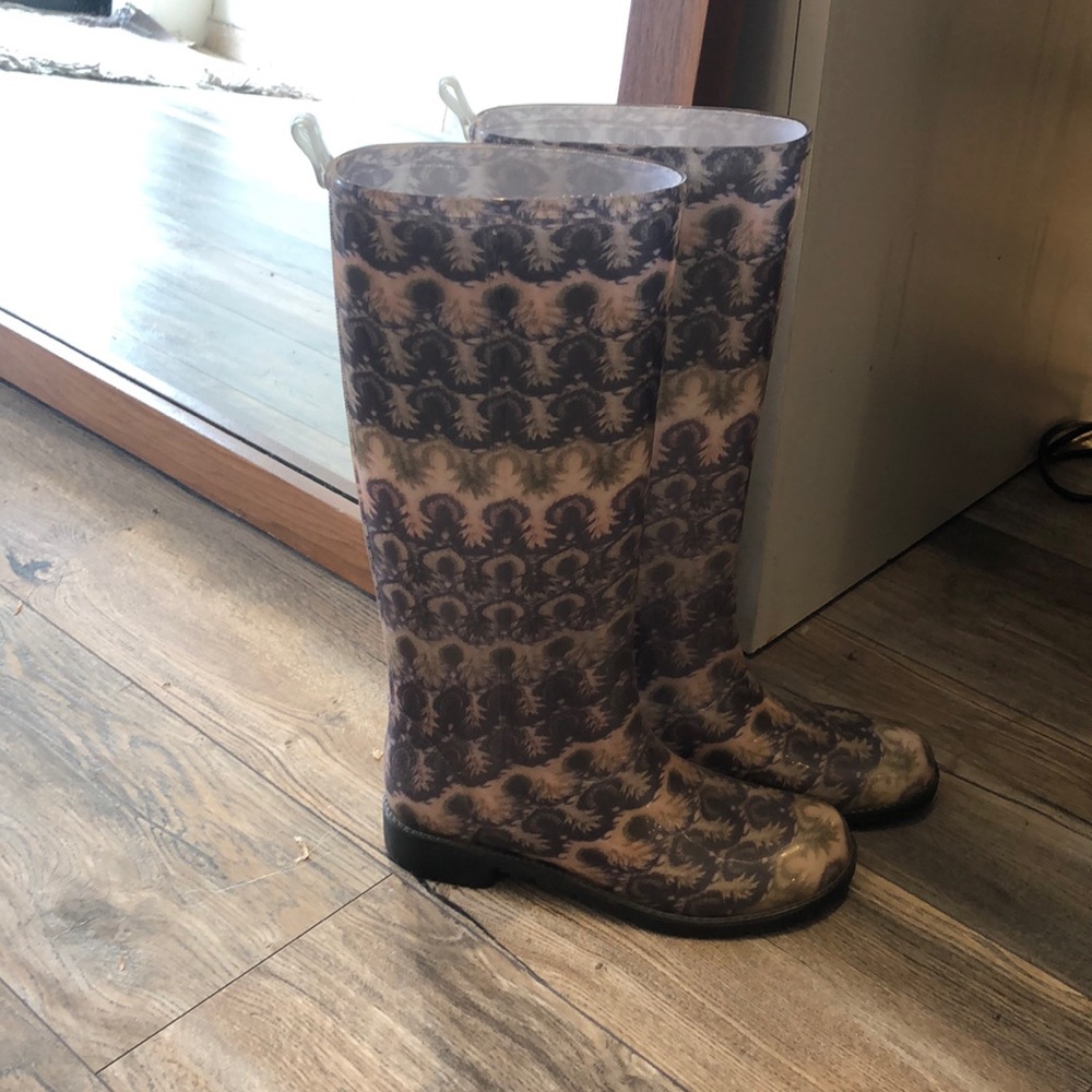 Missoni  Rain Boots!!